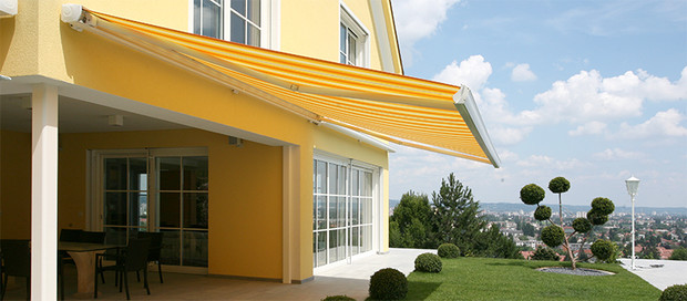 DESIGN - Kassettenmarkise mit großem Neigungswinkel