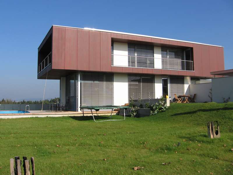 Architektenhaus mit Raffstoren und Garten Architektenhaus mit Raffstoren und Garten