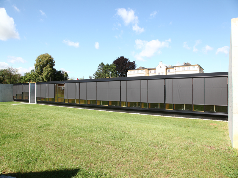 Großflächige Fixscreen Anlagen Großflächige Fixscreen Anlagen